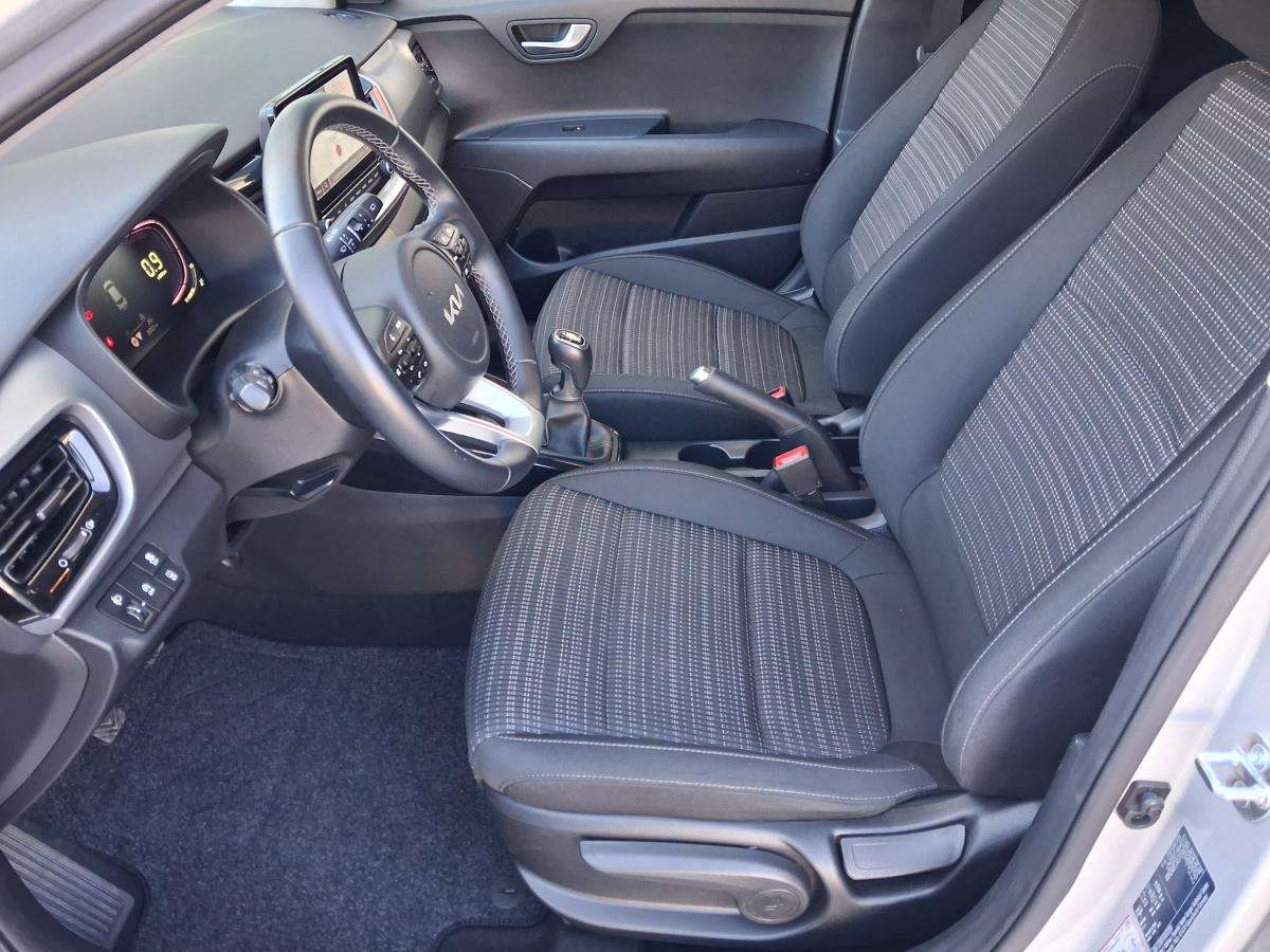 kia-stonic-2025-gasolina-998cc