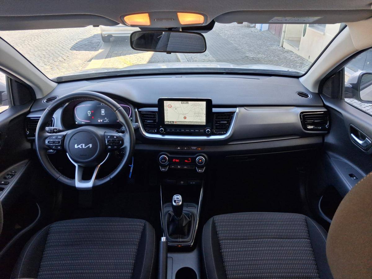 kia-stonic-2025-gasolina-998cc