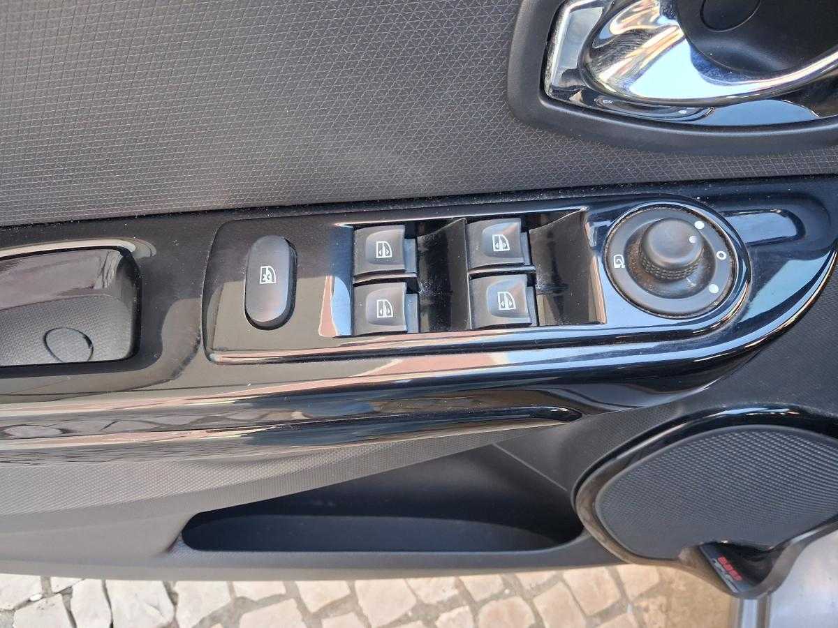 renault-clio-sport-tourer-2013-gasolina-898cc