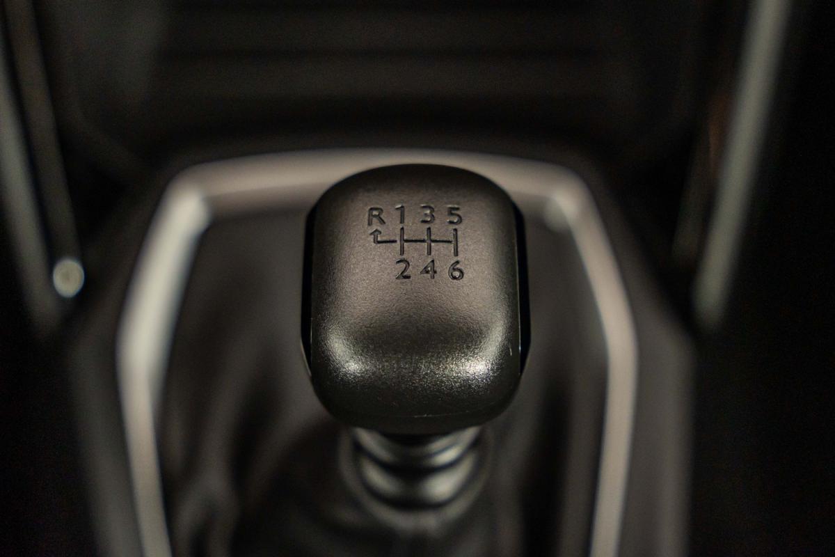 peugeot-208-2020-diesel-1499cc
