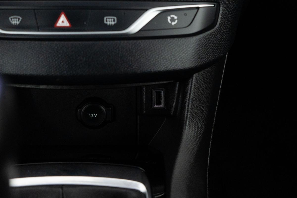 peugeot-308-sw-2020-diesel-1499cc