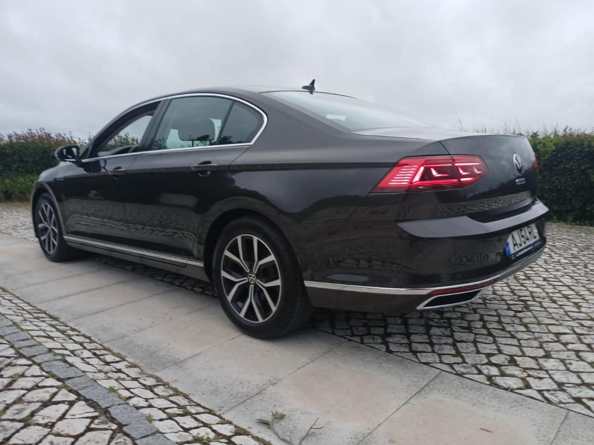 volkswagen-passat-2021-hibrido-a-gasolina-1400cc