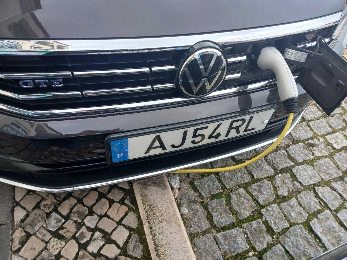 volkswagen-passat-2021-hibrido-a-gasolina-1400cc