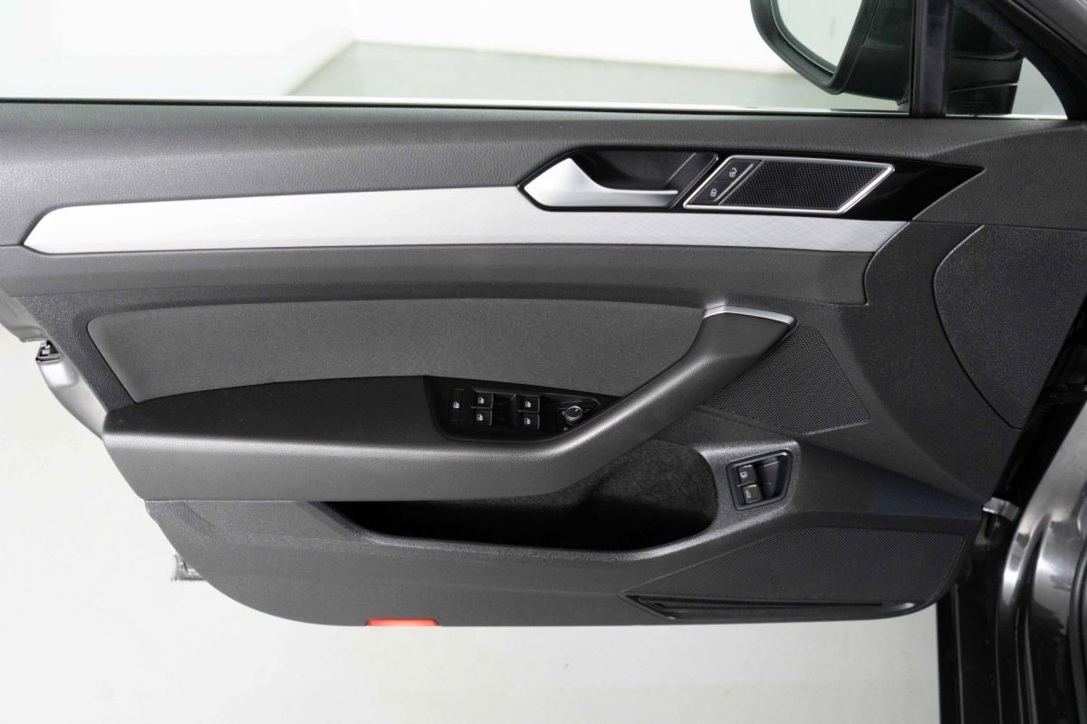 volkswagen-passat-2021-hibrido-a-gasolina-1400cc