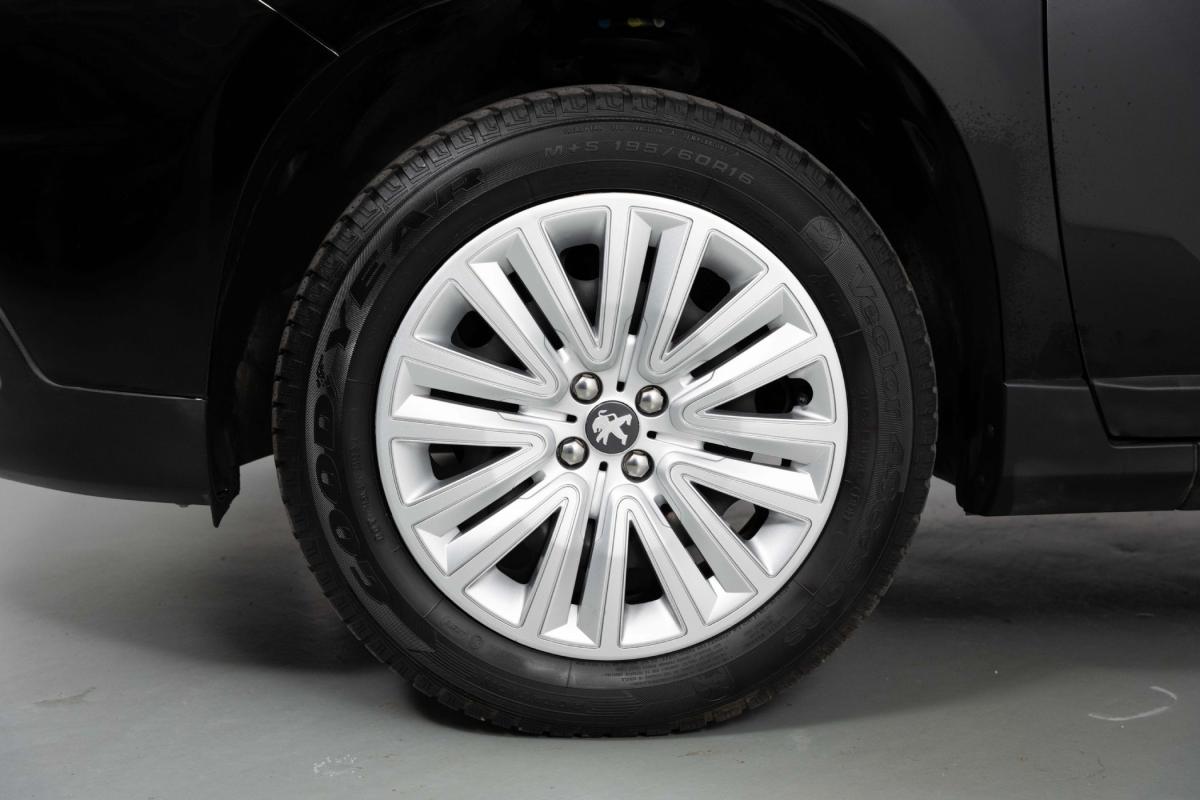 peugeot-2008-2019-gasolina-1199cc