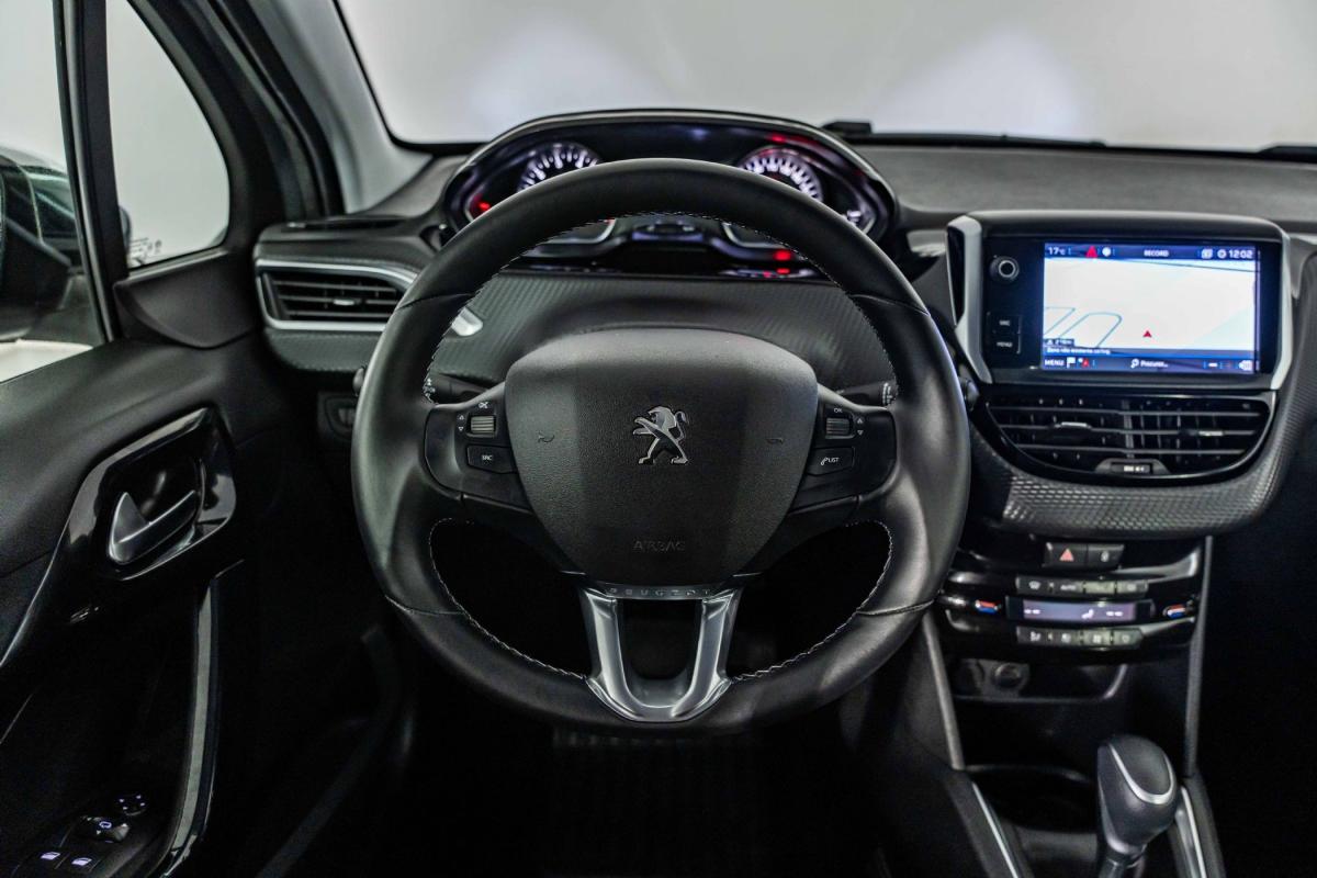 peugeot-208-2019-gasolina-1199cc