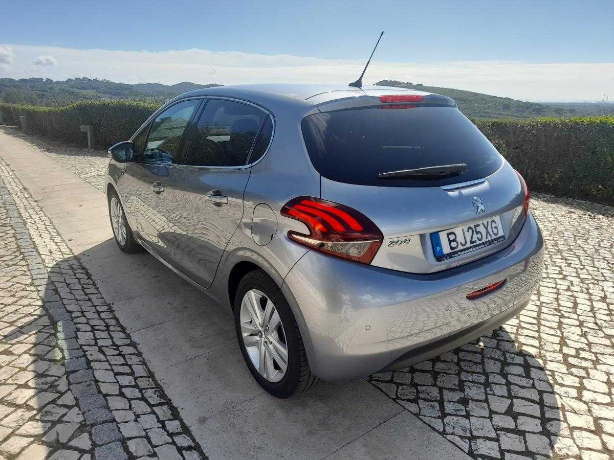 peugeot-208-2019-gasolina-1199cc