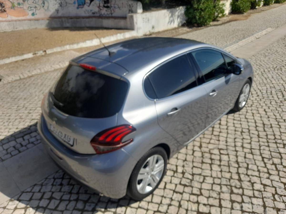 peugeot-208-2019-gasolina-1199cc