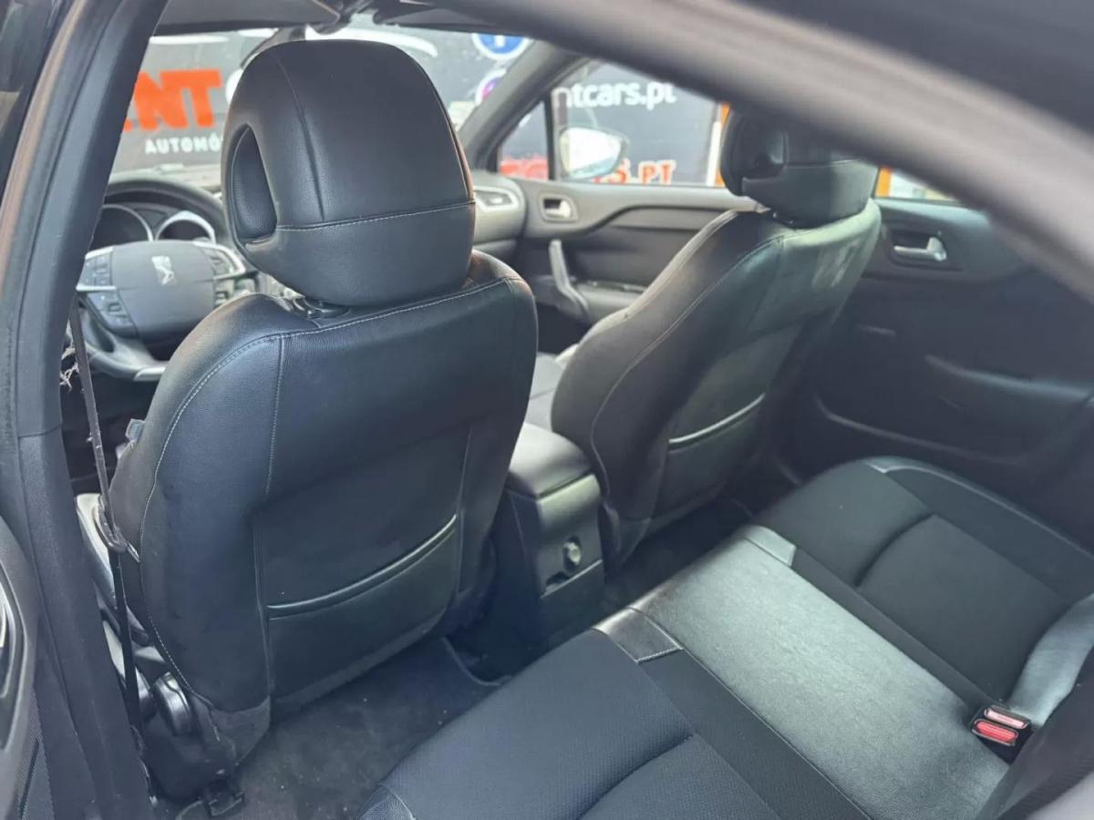 citroen-ds4-2012-diesel-1560cc