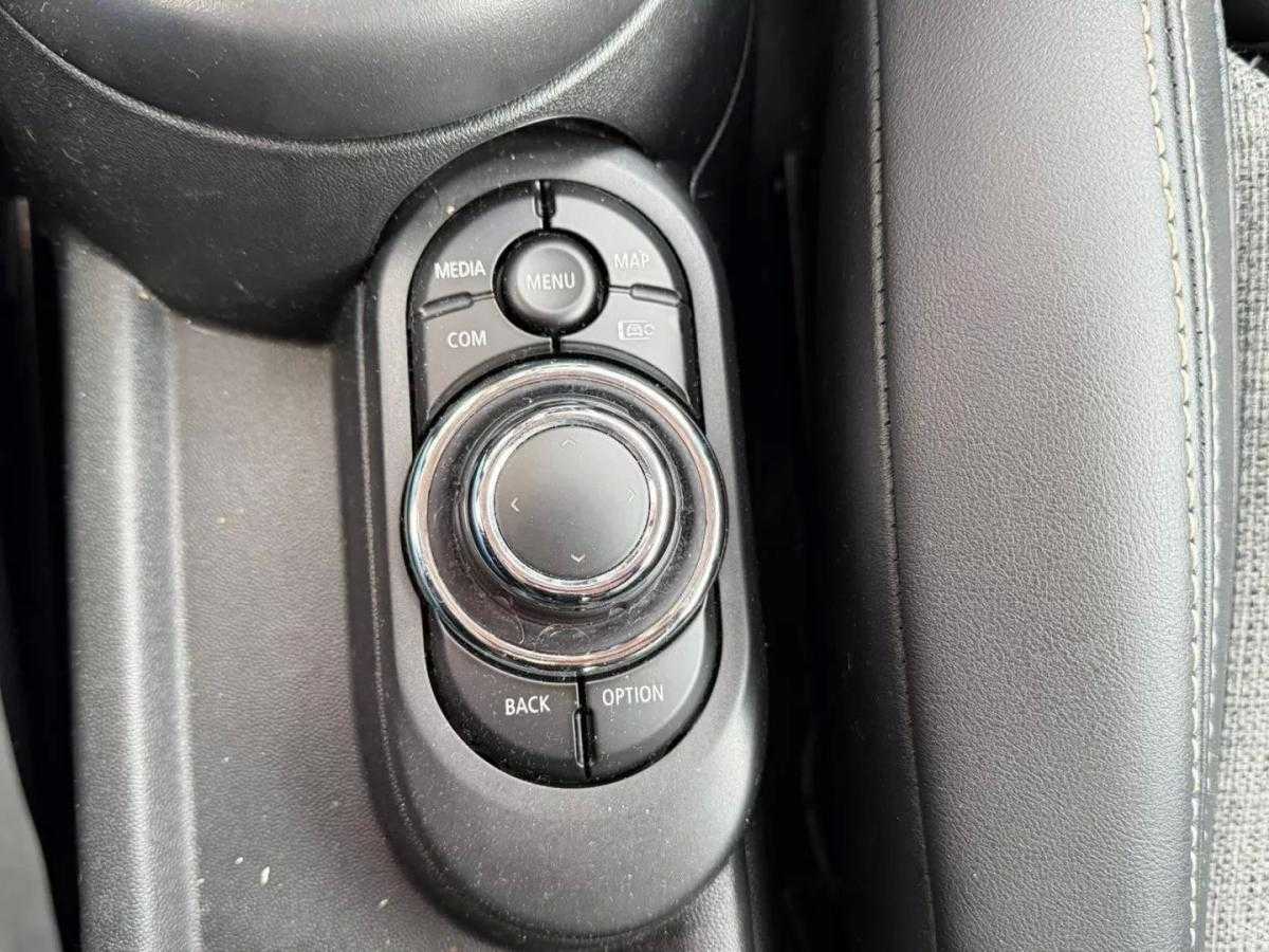 mini-cooper-2023-gasolina-1499cc