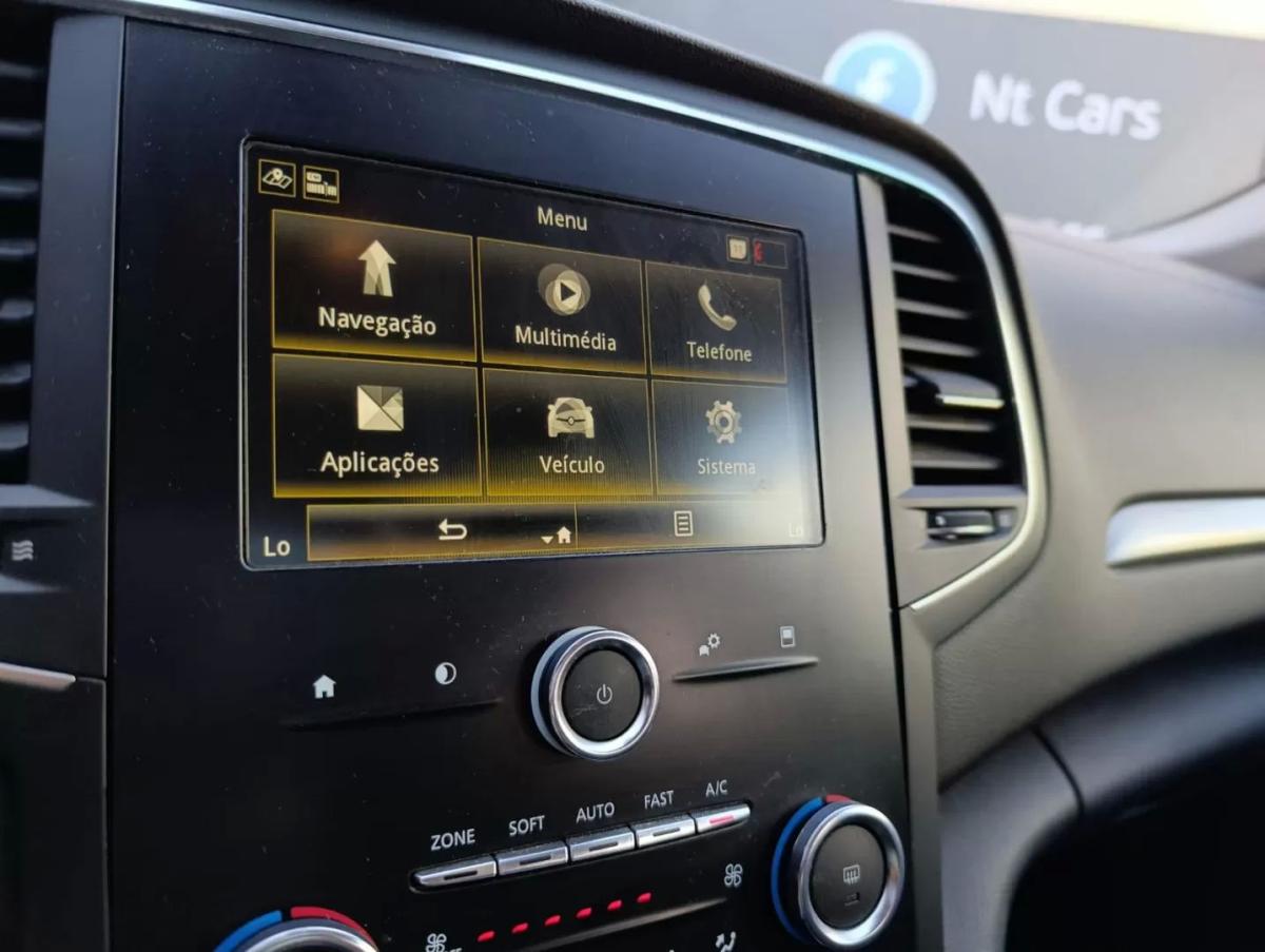 renault-megane-sport-tourer-2020-diesel-1461cc