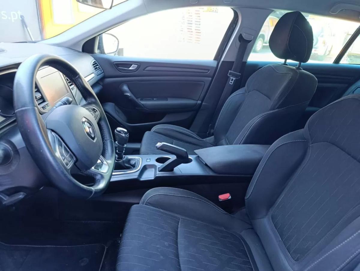 renault-megane-sport-tourer-2020-diesel-1461cc