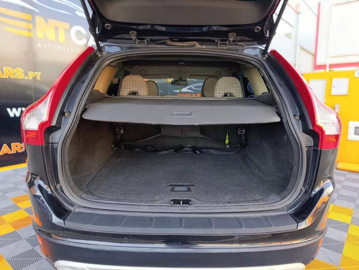 volvo-xc60-2010-diesel-2400cc