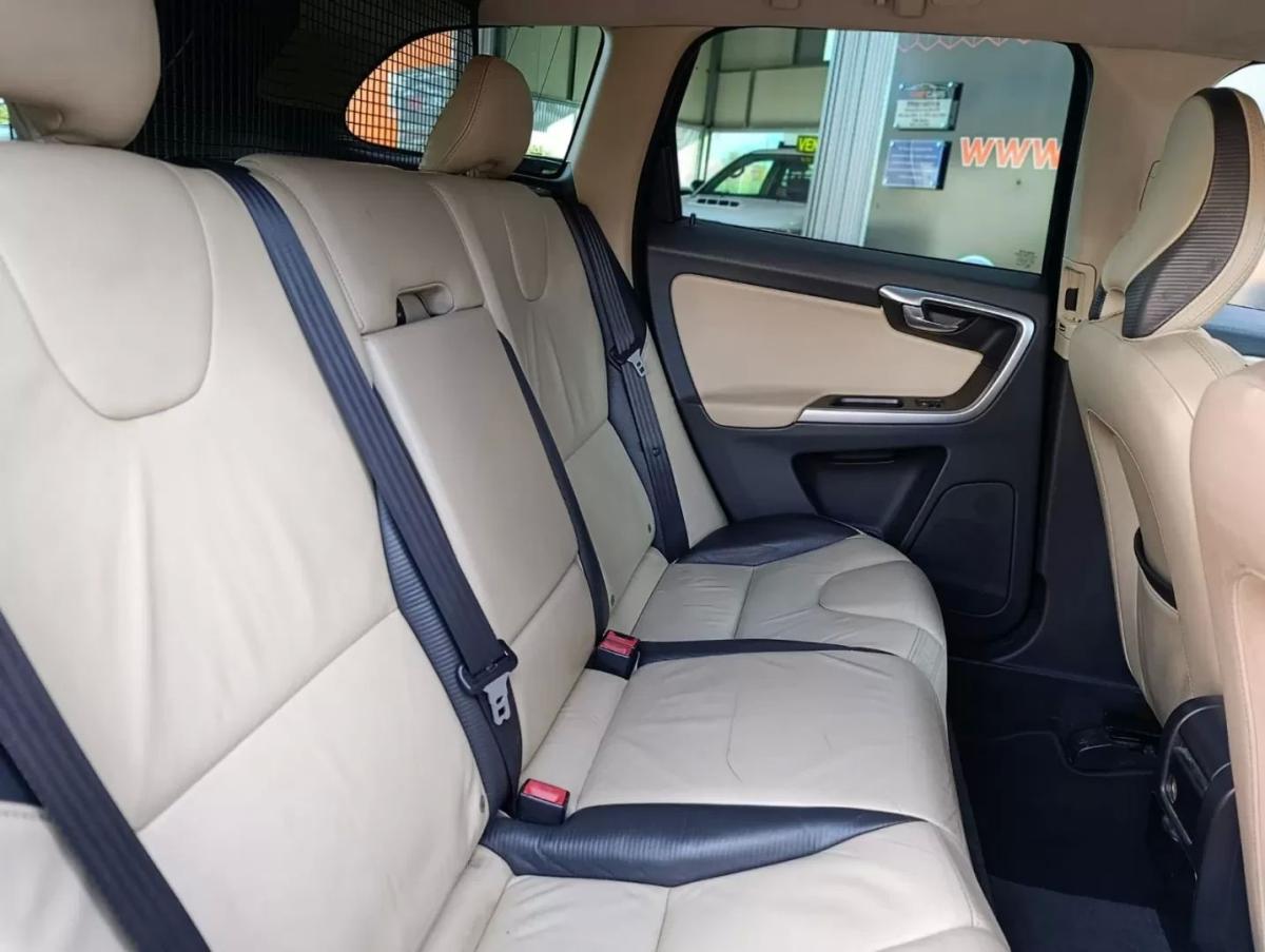 volvo-xc60-2010-diesel-2400cc