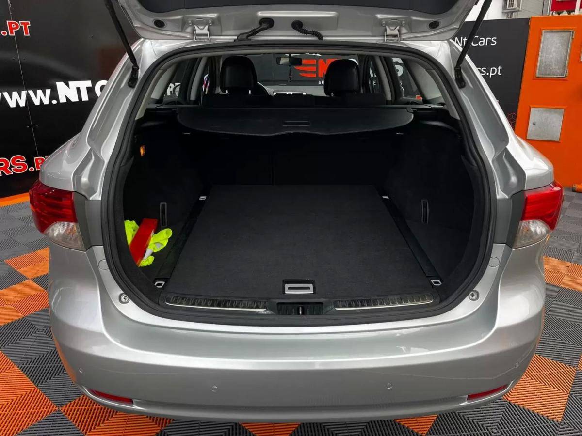 toyota-avensis-sw-2014-diesel-1998cc