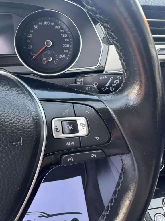 volkswagen-passat-variant-2019-diesel-1968cc