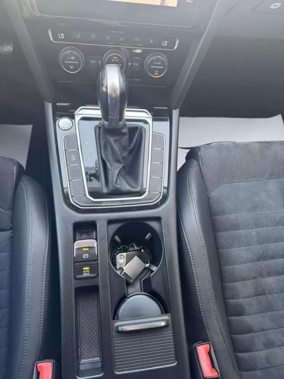 volkswagen-passat-variant-2019-diesel-1968cc