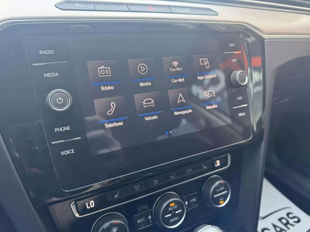volkswagen-passat-variant-2019-diesel-1968cc