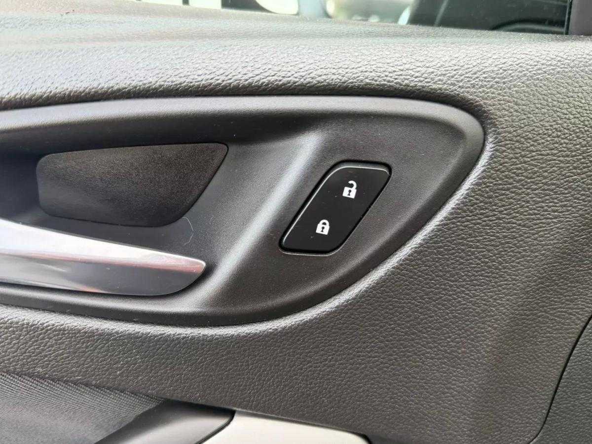 opel-astra-2017-diesel-1598cc