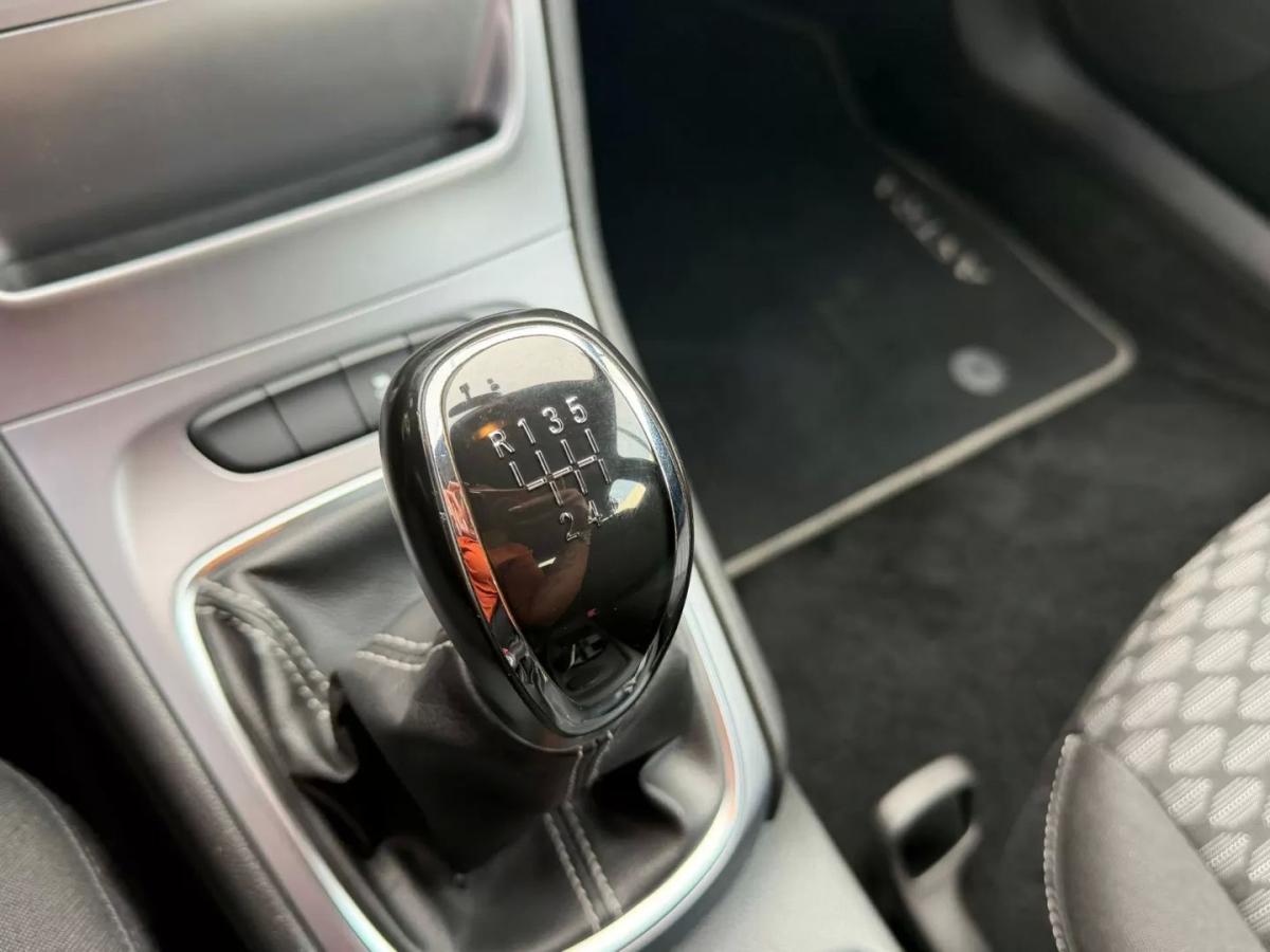 opel-astra-2017-diesel-1598cc
