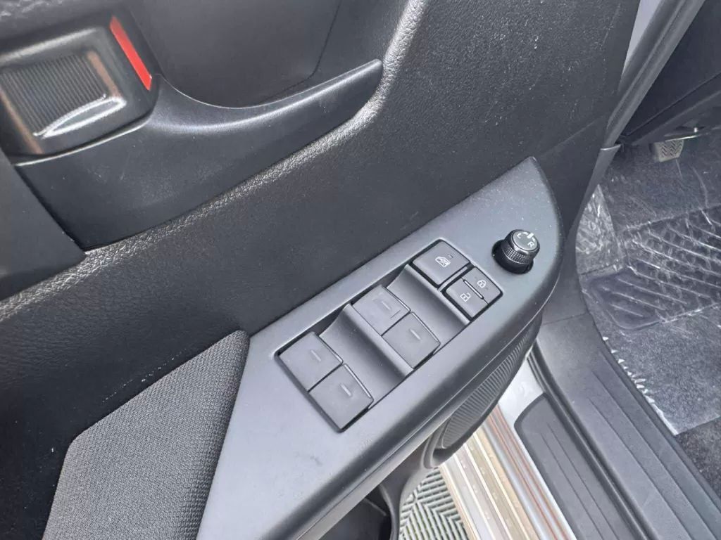 toyota-hilux-2025-diesel-2755cc