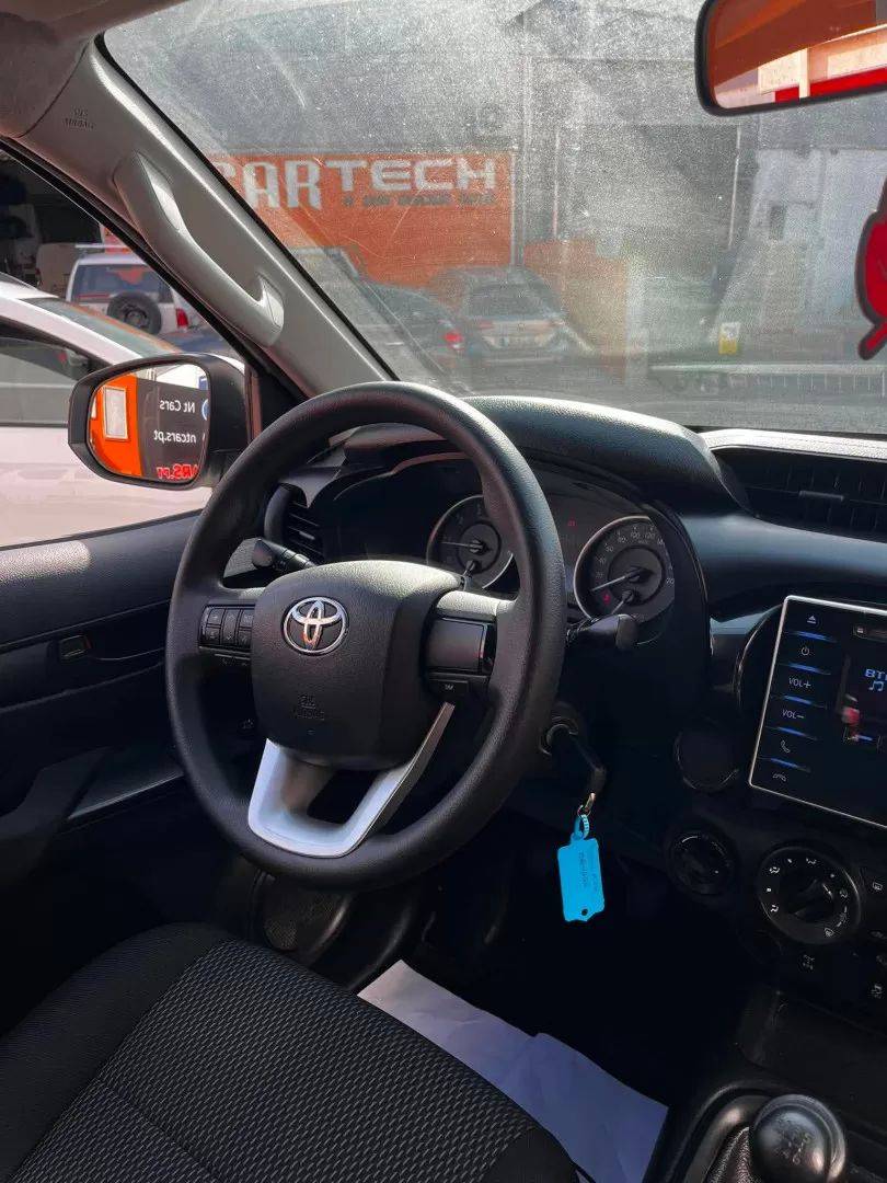 toyota-hilux-2018-diesel-2393cc