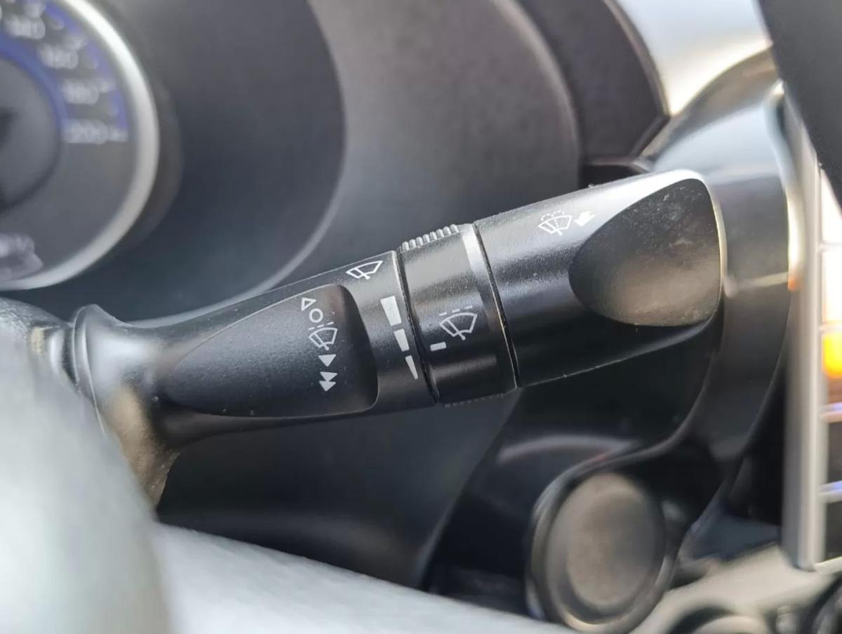 toyota-hilux-2018-diesel-2393cc