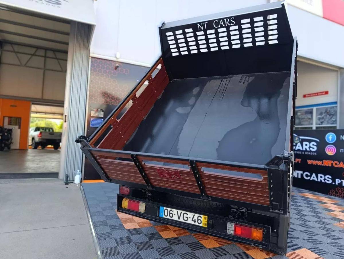 toyota-hilux-2018-diesel-2393cc