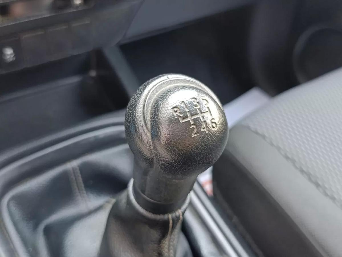 toyota-hilux-2018-diesel-2393cc