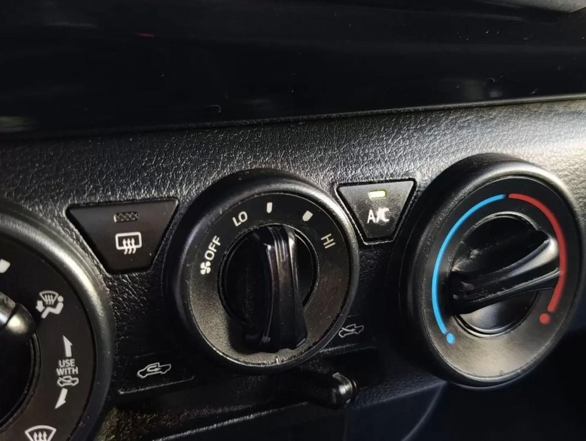toyota-hilux-2018-diesel-2393cc