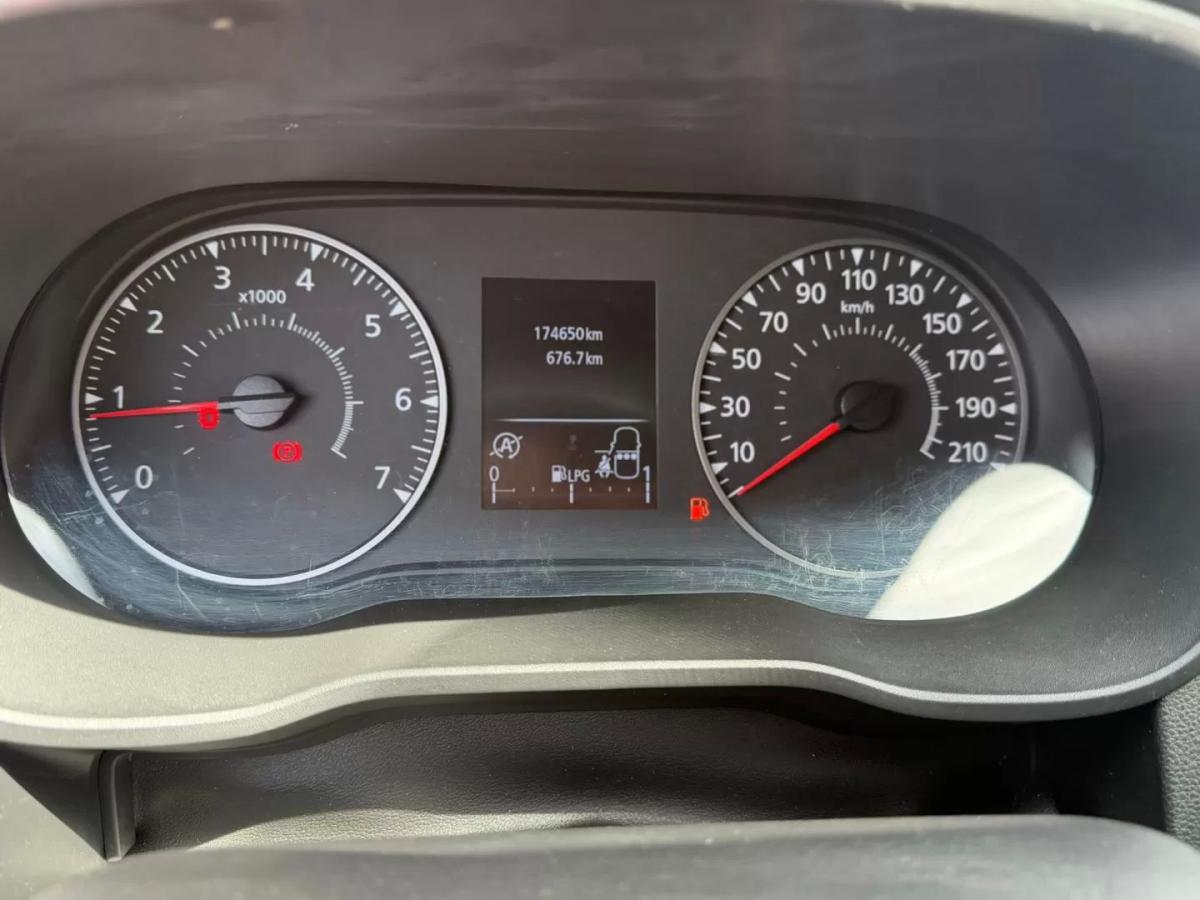 dacia-duster-2023-gpl-999cc