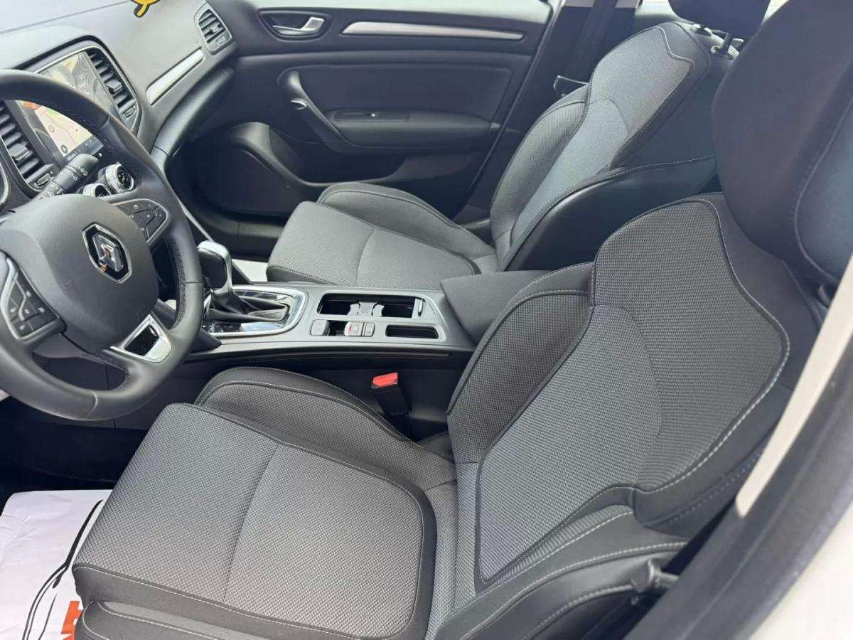 renault-megane-sport-tourer-2023-hibrido-1598cc