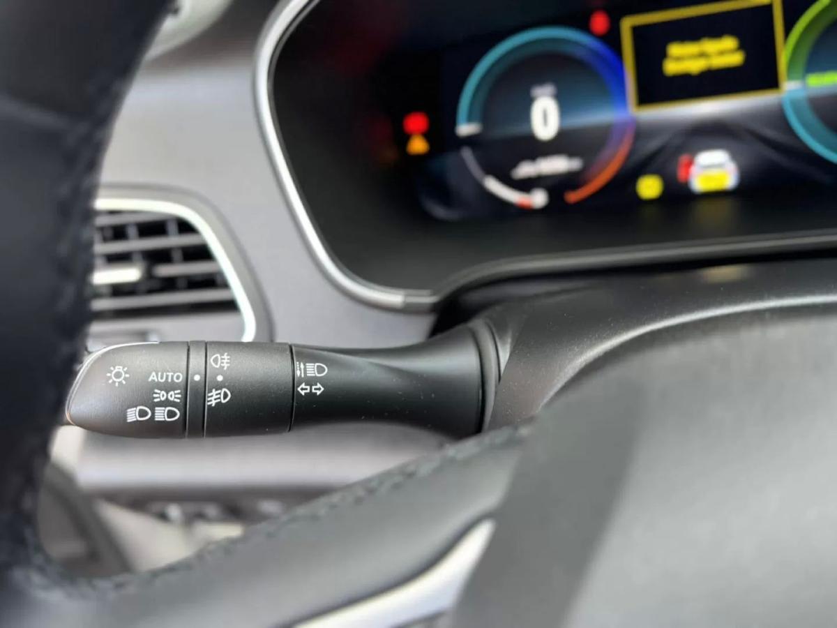 renault-megane-sport-tourer-2023-hibrido-1598cc