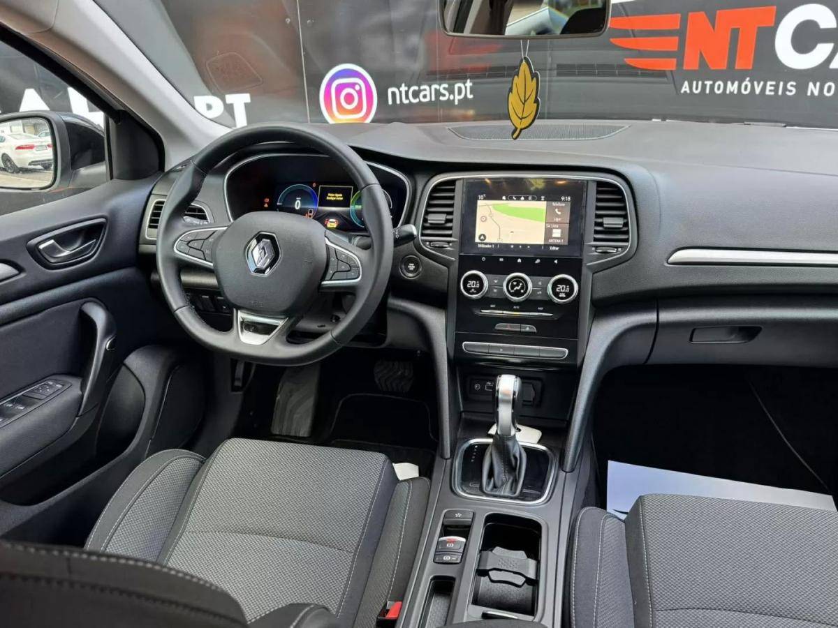 renault-megane-sport-tourer-2023-hibrido-1598cc