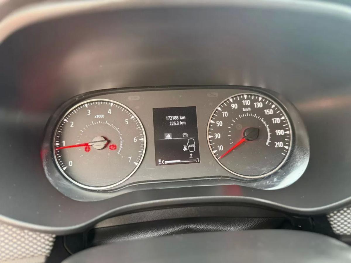 dacia-sandero-2023-gasolina-999cc