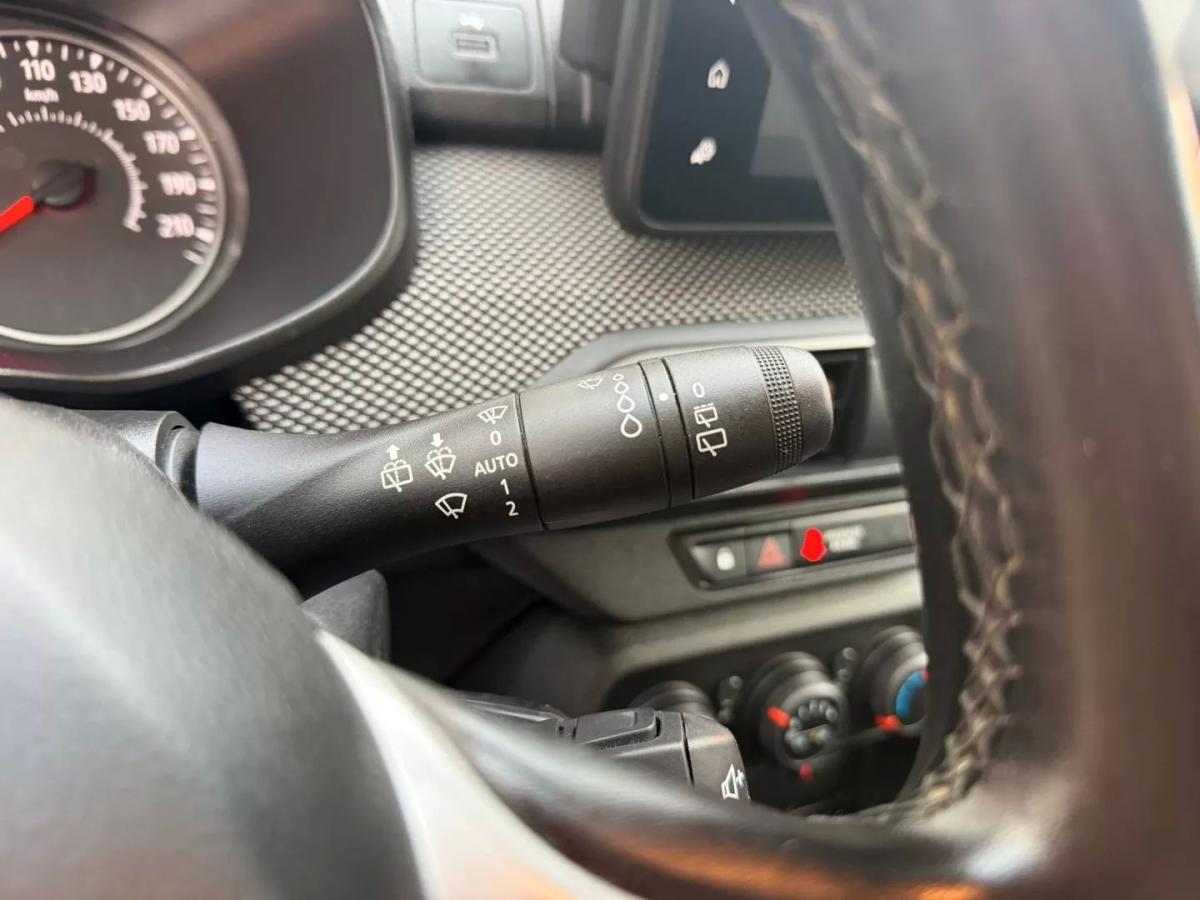 dacia-sandero-2023-gasolina-999cc
