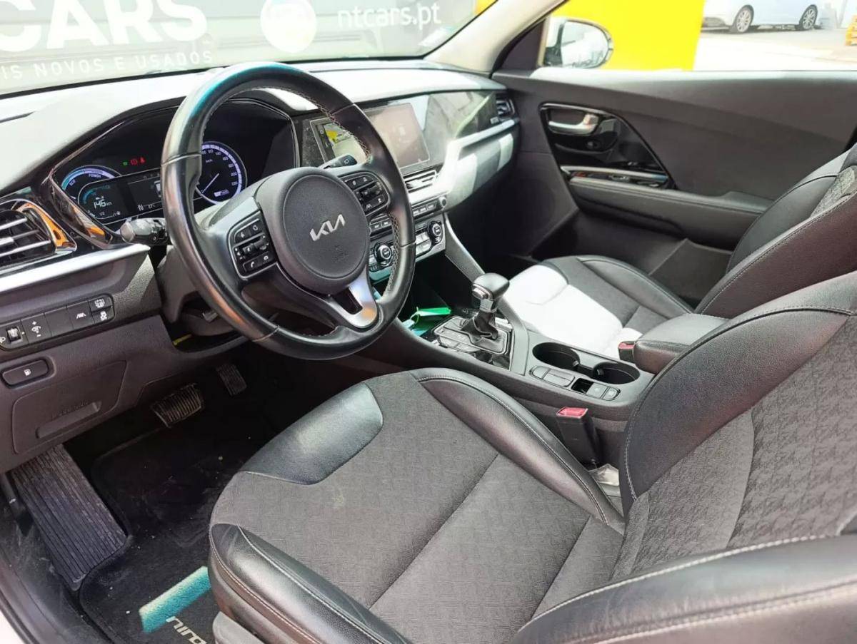 kia-niro-2022-hibrido-a-gasolina-1580cc