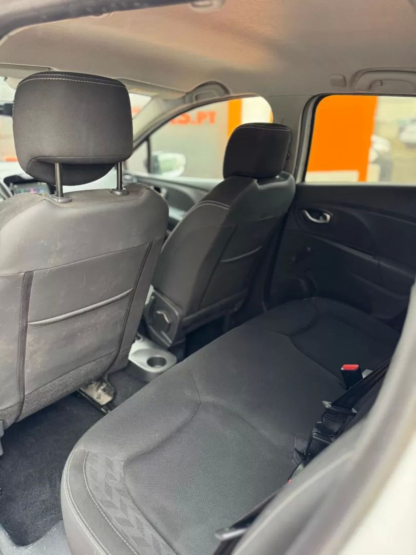 renault-clio-sport-tourer-2019-diesel-1461cc