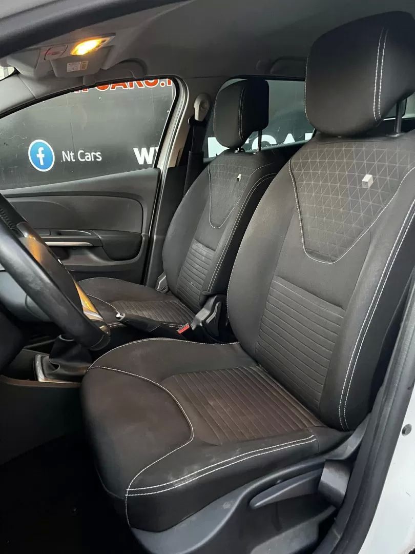 renault-clio-sport-tourer-2016-diesel-1461cc