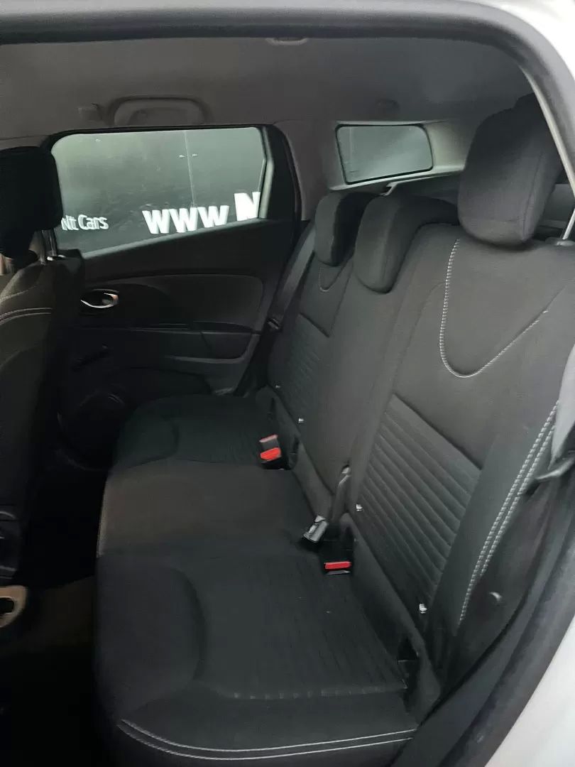 renault-clio-sport-tourer-2016-diesel-1461cc