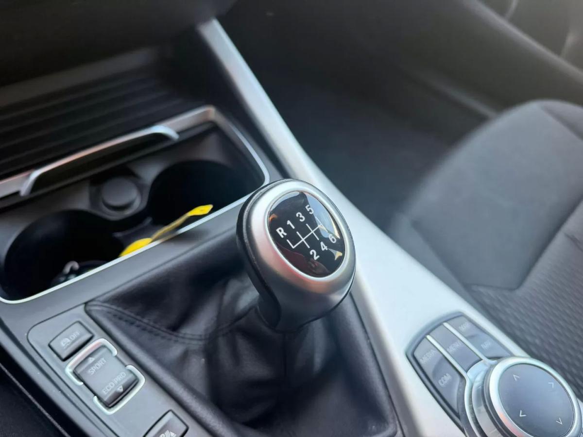 bmw-serie-1-2019-diesel-1496cc