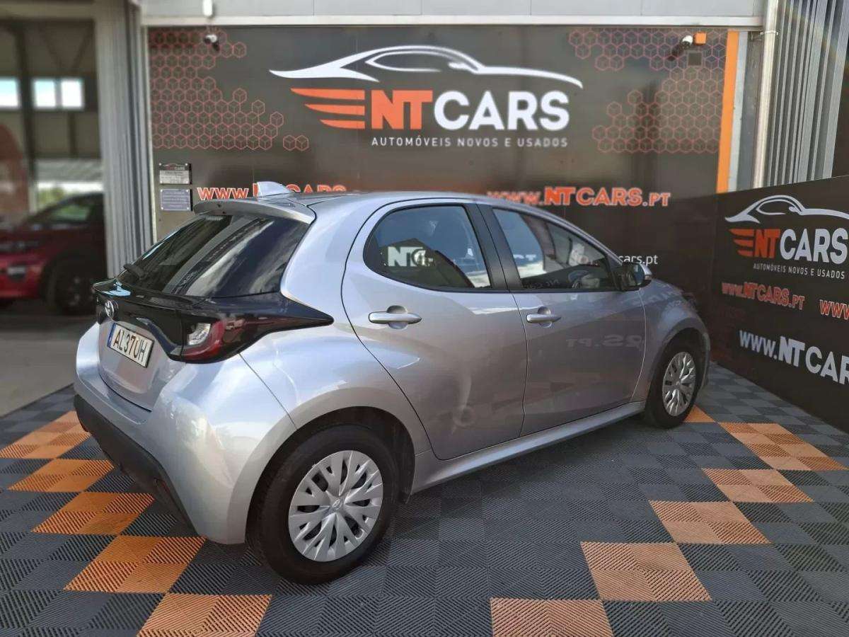 toyota-yaris-2021-gasolina-998cc
