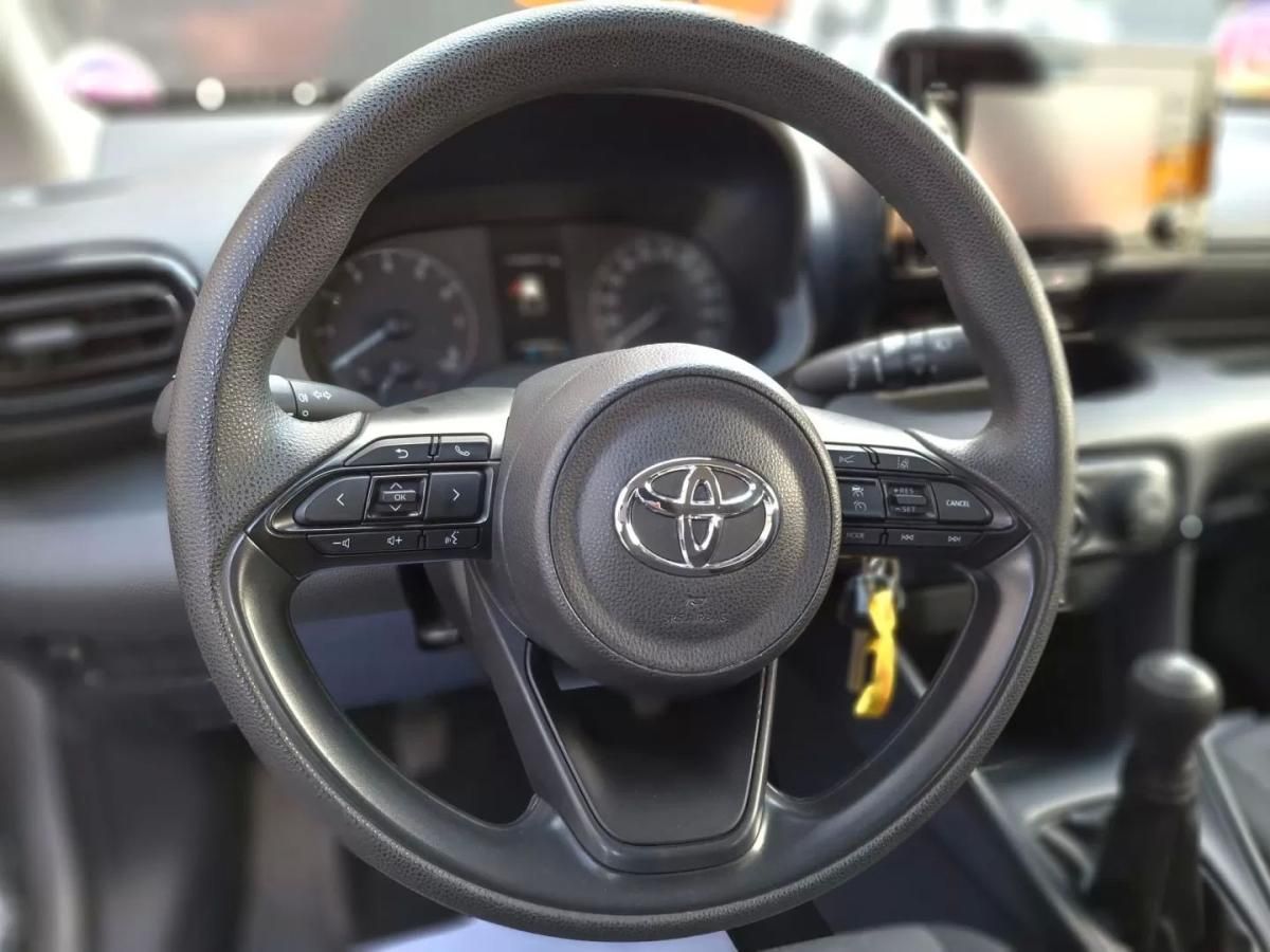 toyota-yaris-2021-gasolina-998cc