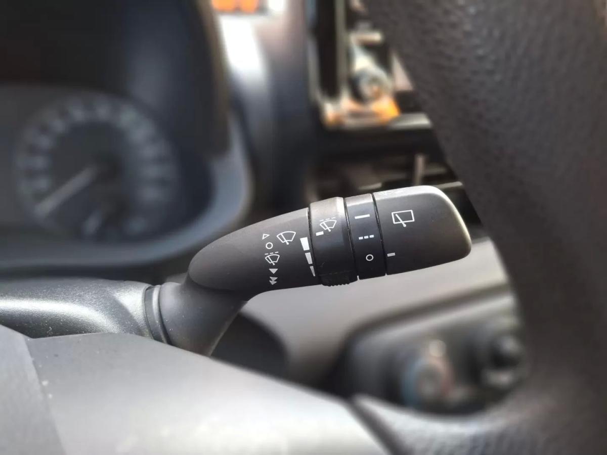 toyota-yaris-2021-gasolina-998cc