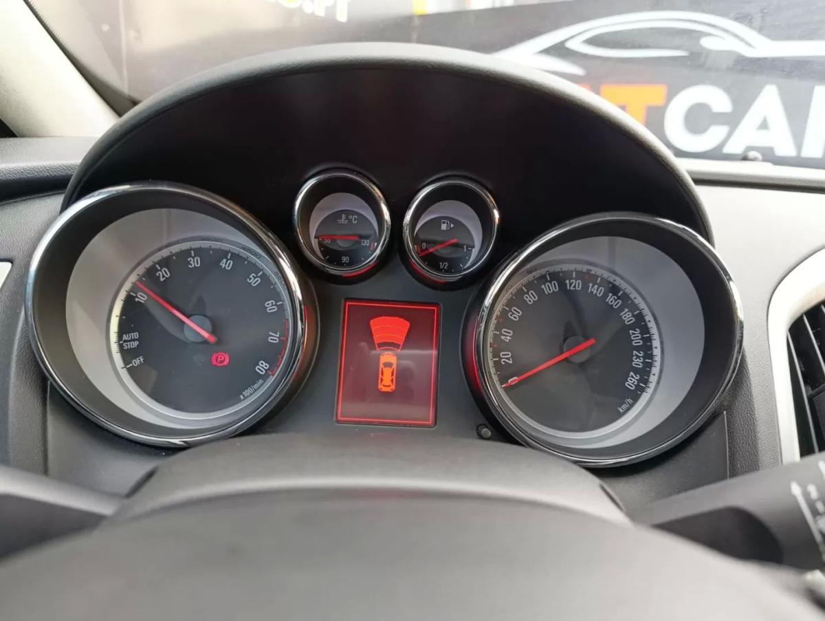 opel-astra-gtc-2012-gasolina-1362cc