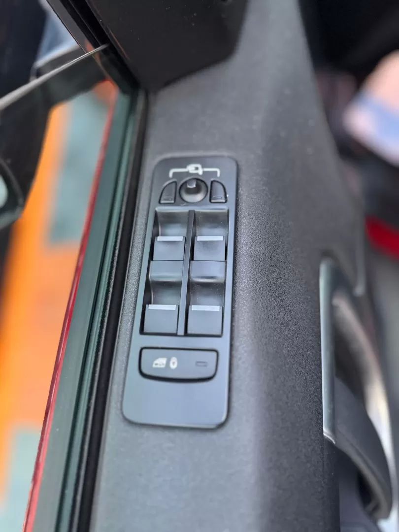 land-rover-discovery-sport-2018-diesel-1999cc
