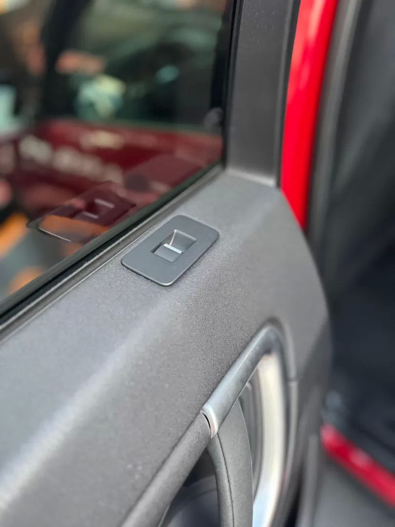 land-rover-discovery-sport-2018-diesel-1999cc