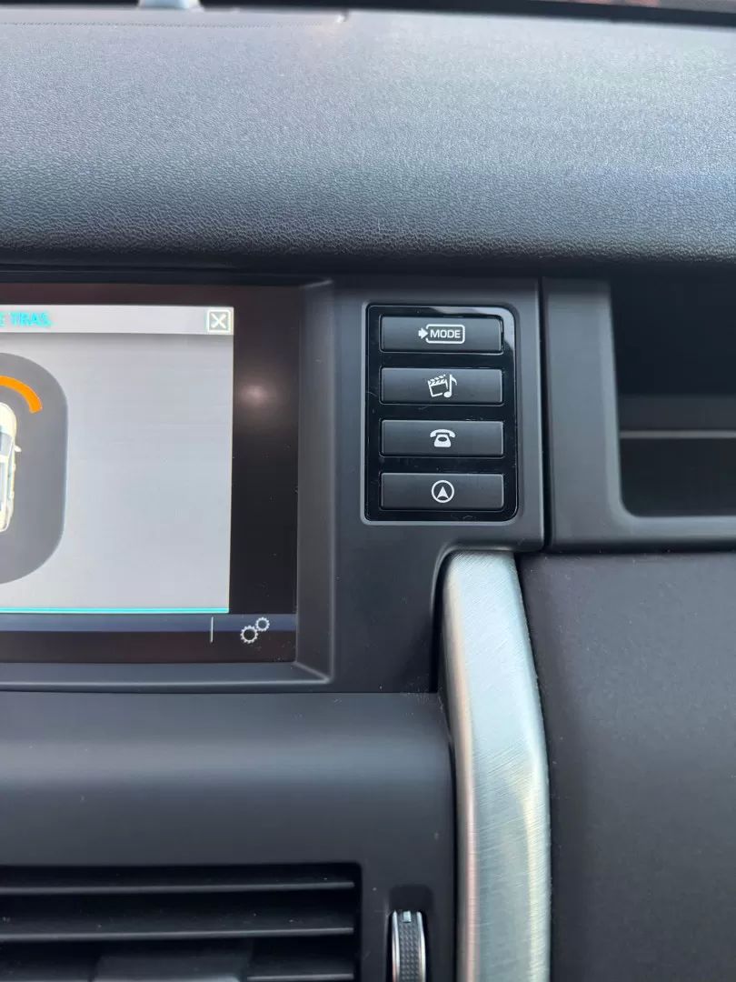 land-rover-discovery-sport-2018-diesel-1999cc