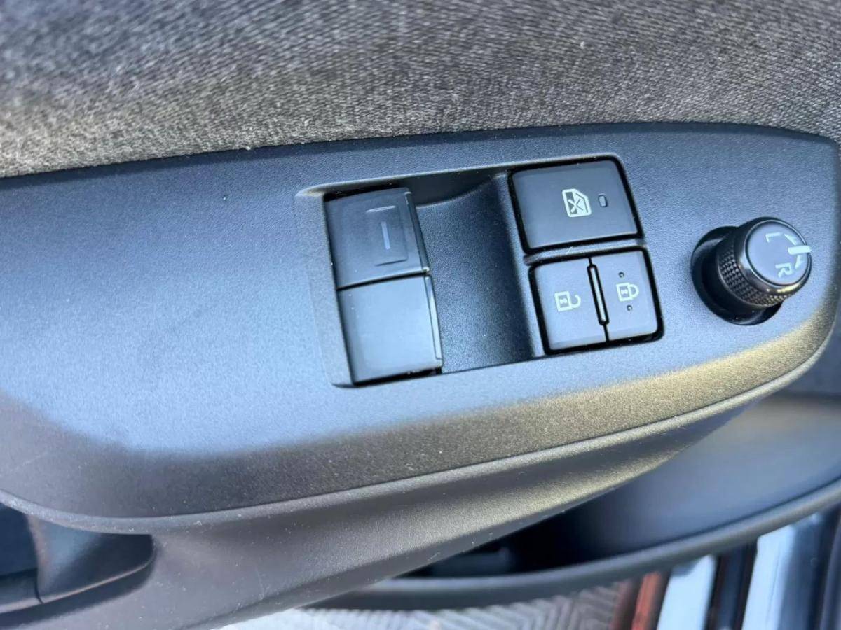 toyota-yaris-2021-gasolina-998cc