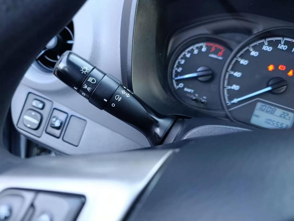 toyota-yaris-2018-gasolina-998cc